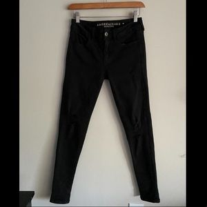 American Eagle Black Distressed Jegging
